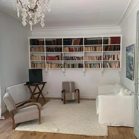 Grande - 50m - Piscine - Proche Centre Gare - Parking Villa